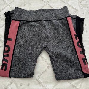 Soho Girls Gray & Pink “LOVE” Active Leggings Women’s Size Small